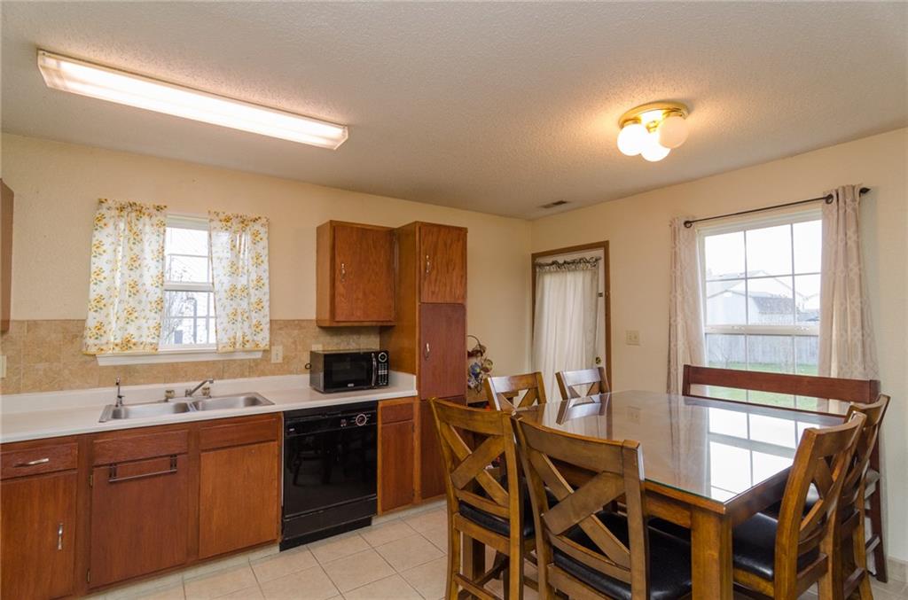 5379 Milhouse Road Indianapolis, IN 46221 - Photo 5 of 11 Gallery Image 5