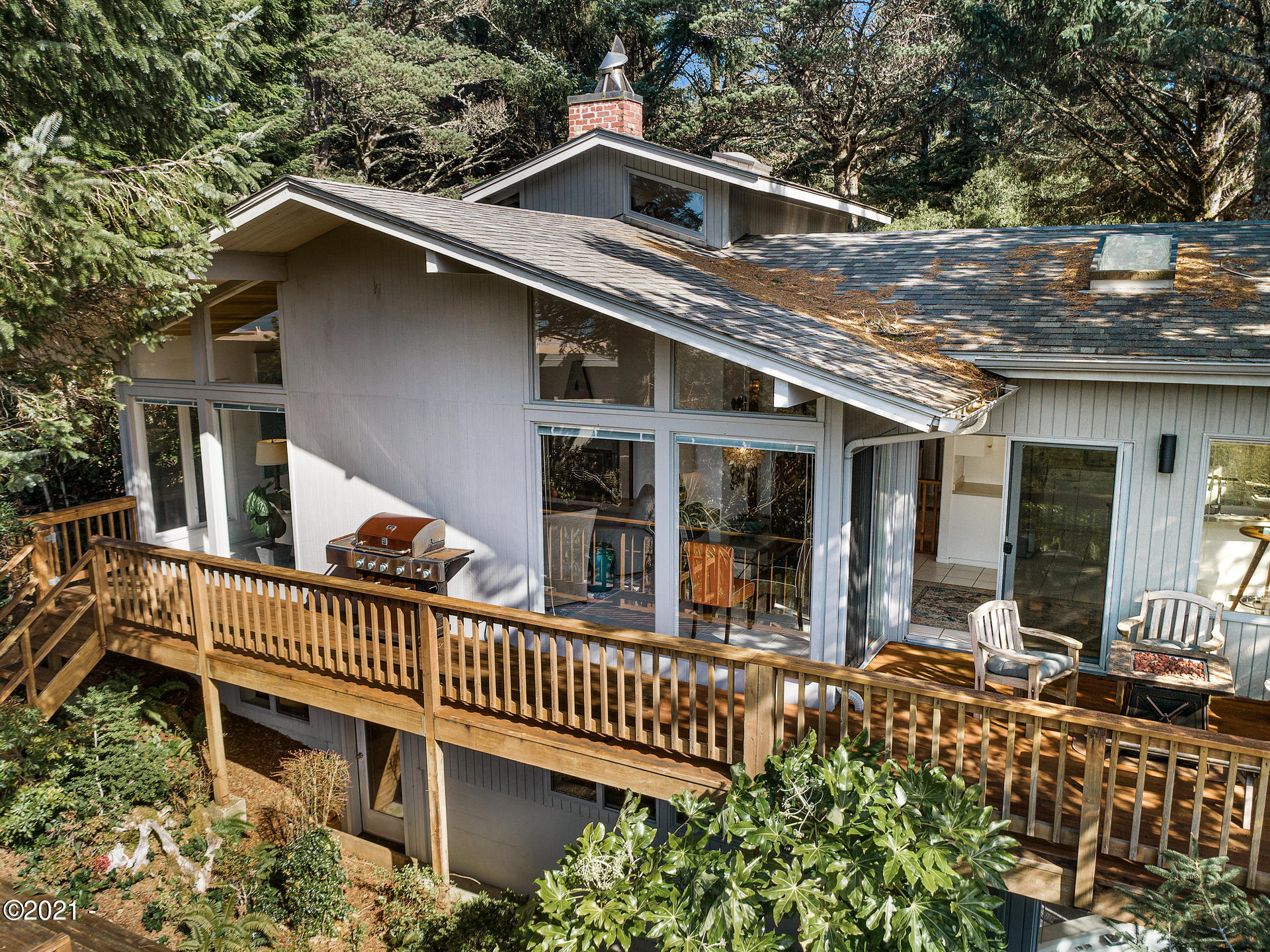 3 Ridge Crest Road Gleneden Beach, OR 97388 - Photo 31 of 50 Rear