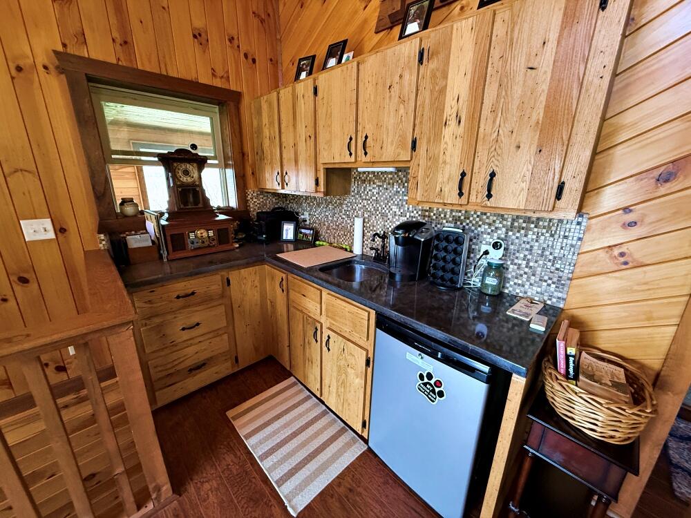 1695 Linwood Road Cass, WV 24927 - Photo 7 of 46 wetbar in family room