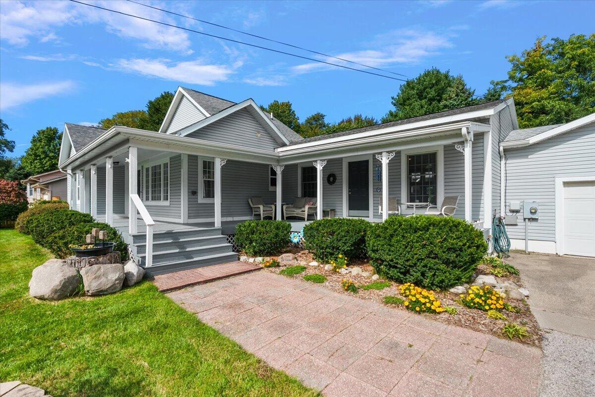422 Randall Road Muskegon, MI 49441 - Photo 5 of 64 05-422 Randall Rd-5