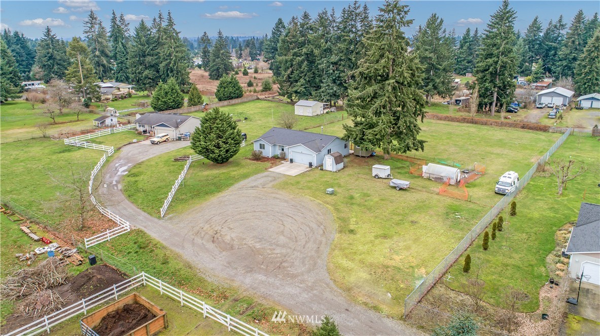 5621 180th Avenue Southwest Rochester, WA 98579 - Photo 23 of 28