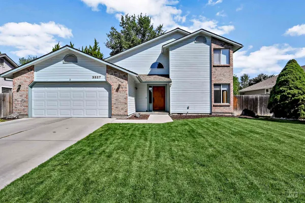 $664,900 | 3327 South Crosspoint Avenue, Boise, ID 83706