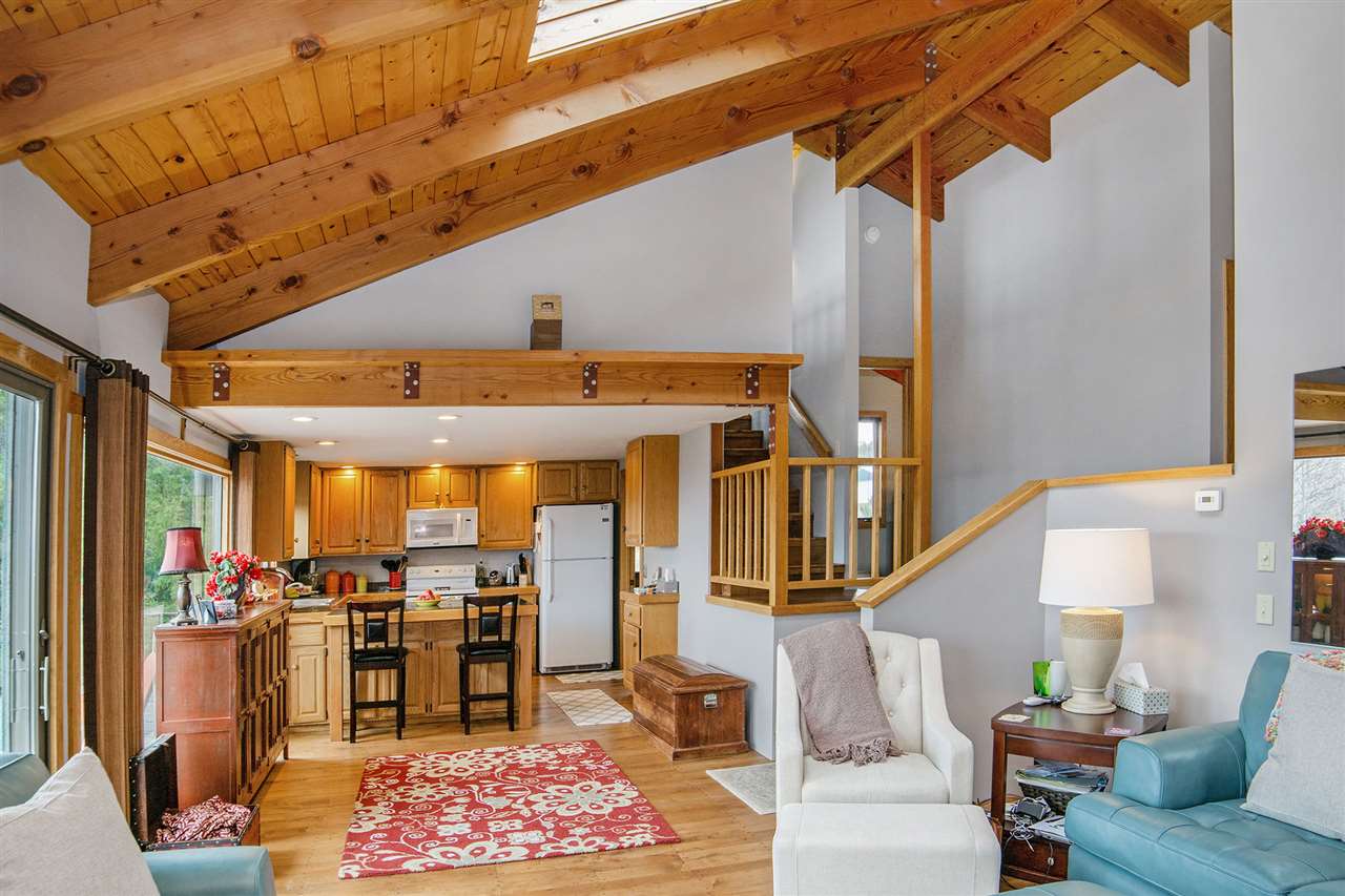 5340 Elm Valley Road Suttons Bay, MI 49682 - Photo 9 of 40 1860699-8.JPG