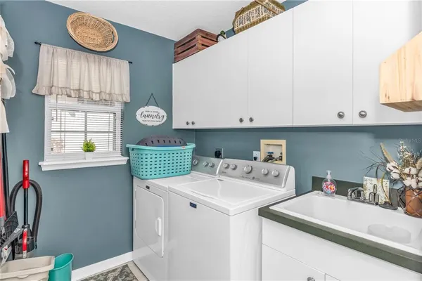 $574,999 | 257 Hazeltine Drive, DeBary, FL 32713
