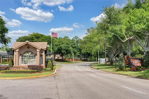 $574,999 | 257 Hazeltine Drive, DeBary, FL 32713