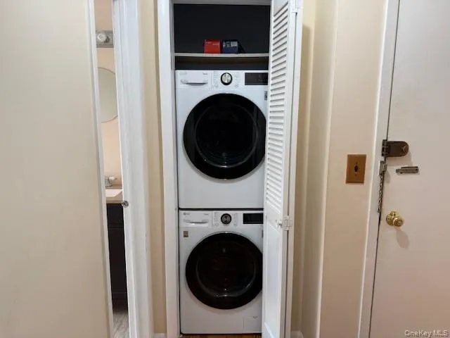 $2,300 | 5 Germonds Village, Unit 5, Bardonia, NY 10954