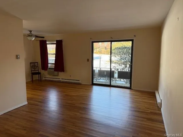 $2,300 | 5 Germonds Village, Unit 5, Bardonia, NY 10954