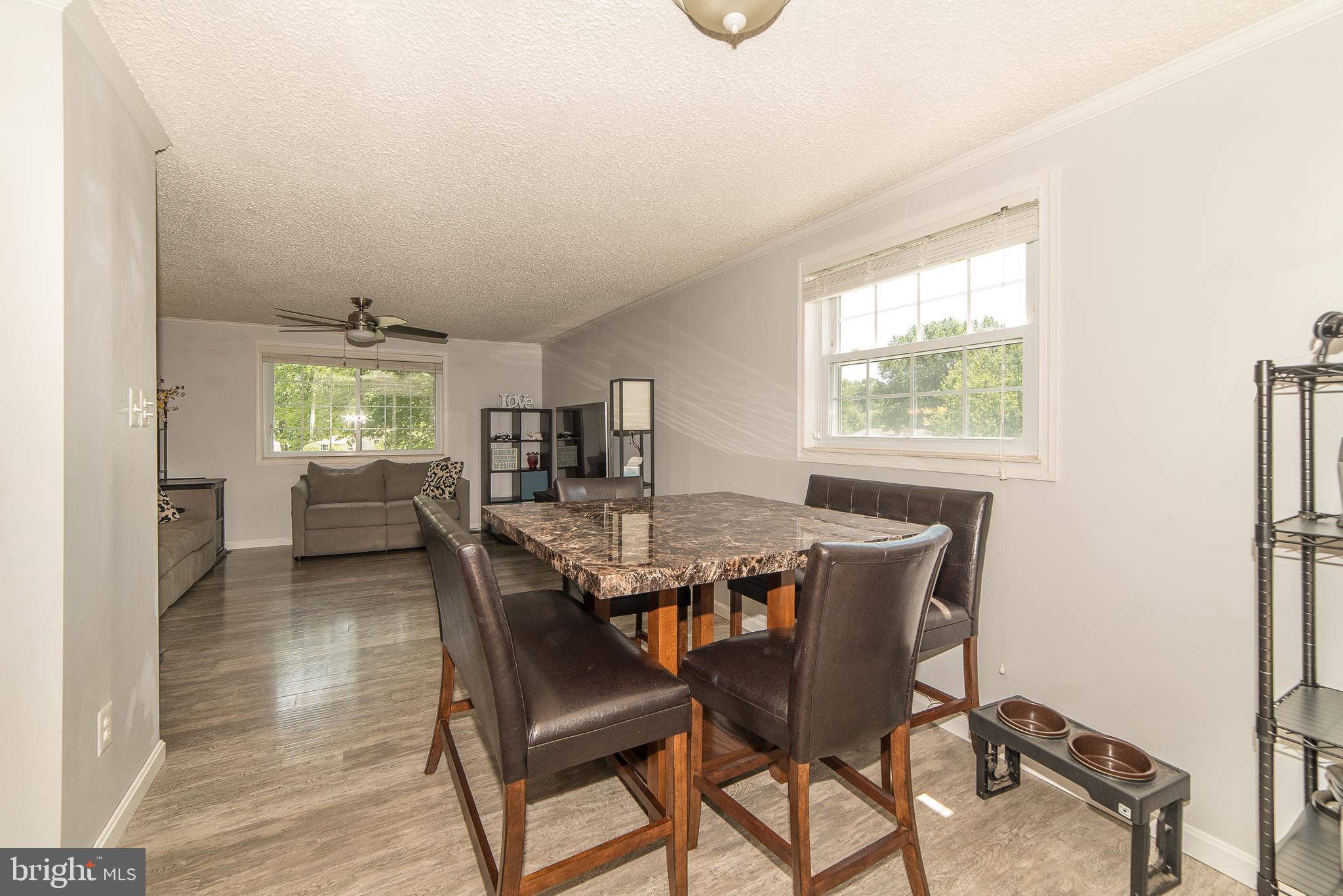 154 Magnolia Road Sterling, VA 20164 - Photo 11 of 51 Gallery Image 11