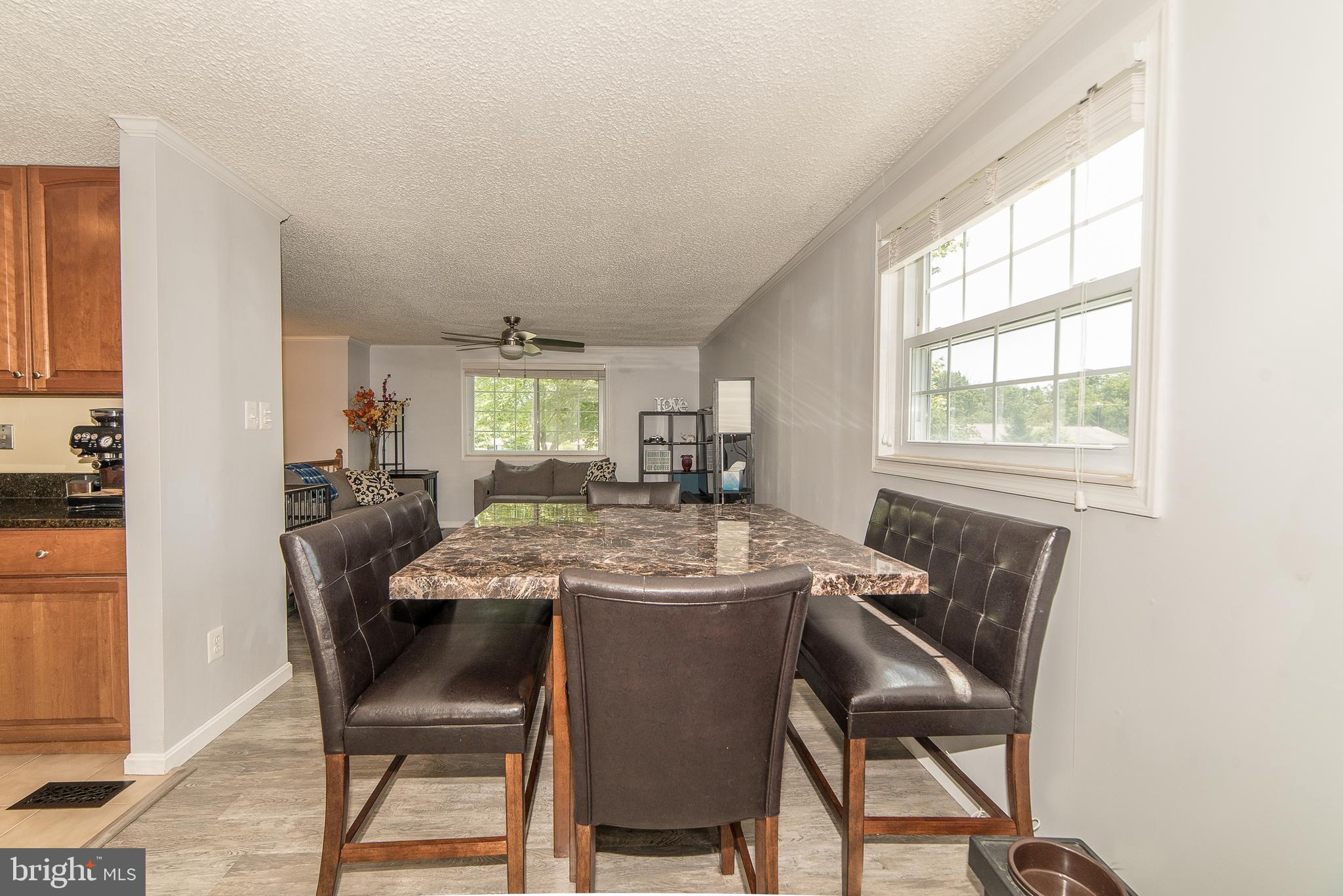 154 Magnolia Road Sterling, VA 20164 - Photo 12 of 51 Gallery Image 12
