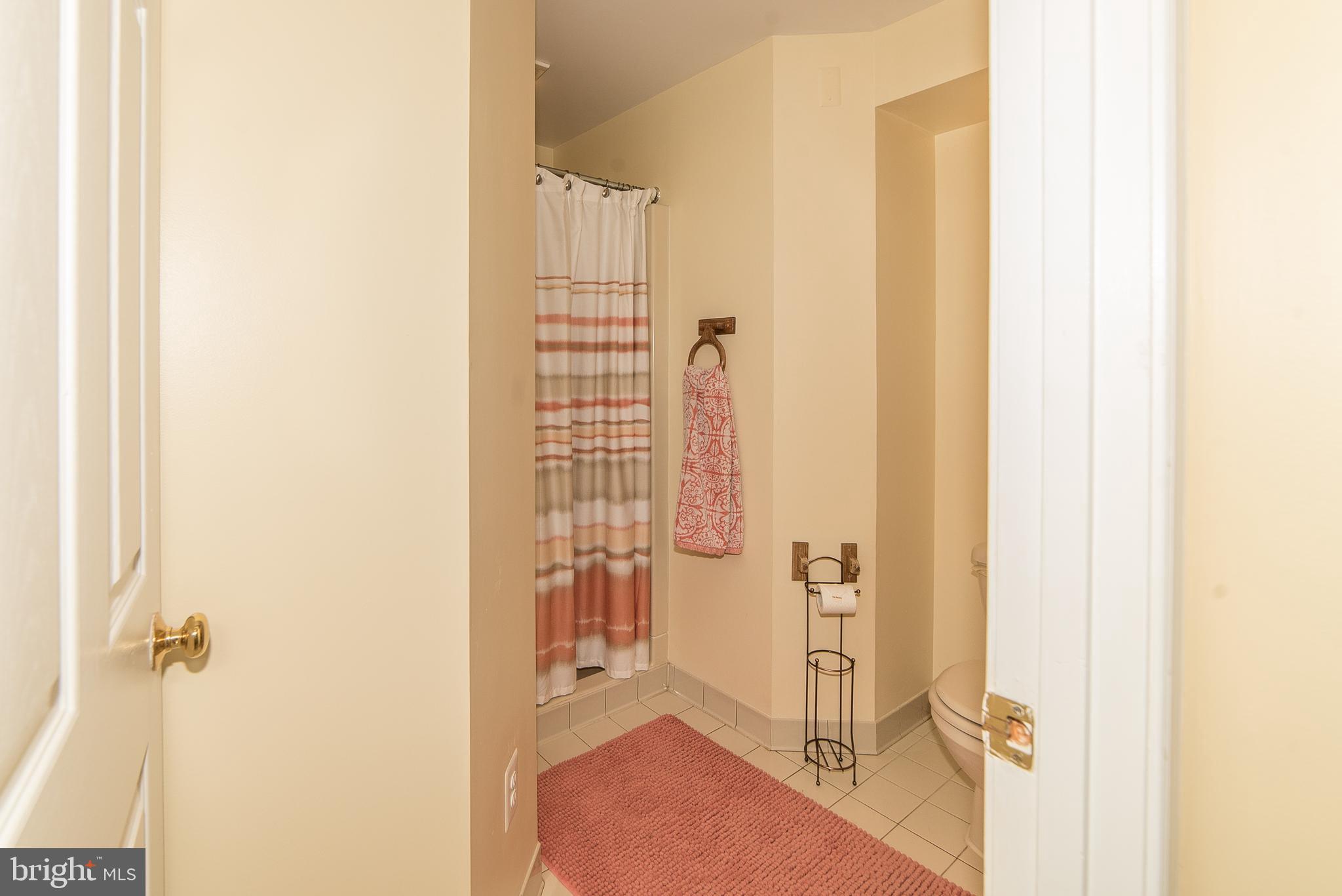 154 Magnolia Road Sterling, VA 20164 - Photo 33 of 51 Gallery Image 33
