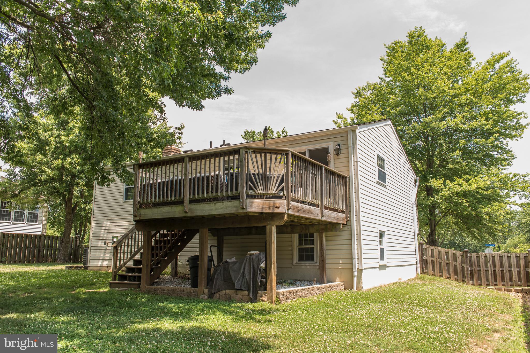 154 Magnolia Road Sterling, VA 20164 - Photo 46 of 51 Gallery Image 46