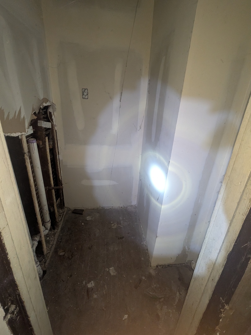 7732 South Normal Avenue Chicago, IL 60620 - Photo 12 of 29 a view of a room