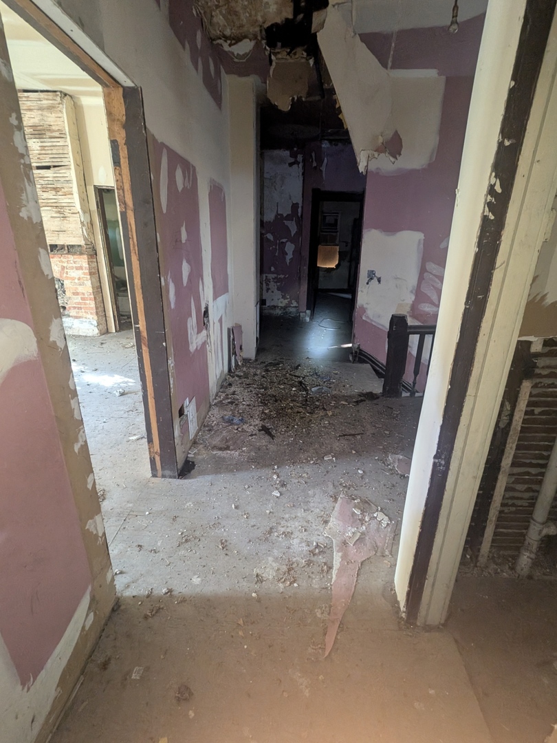 7732 South Normal Avenue Chicago, IL 60620 - Photo 8 of 29