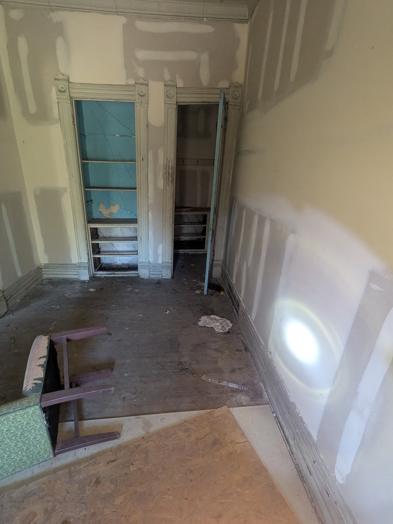 7732 South Normal Avenue Chicago, IL 60620 - Photo 9 of 29 view of room with door