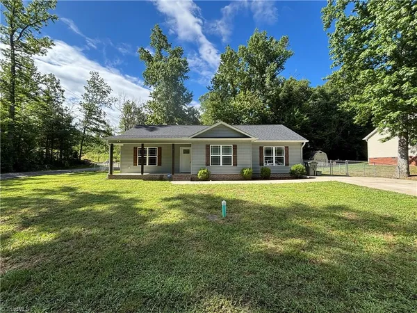 $1,850 | 1 Lambeth Drive, Thomasville, NC 27360