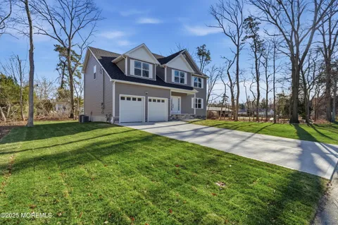 $789,000 | 421 Roland Avenue, Bayville, NJ 08721