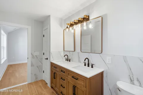 $789,000 | 421 Roland Avenue, Bayville, NJ 08721