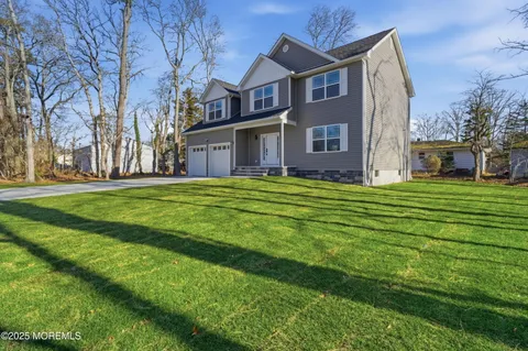 $789,000 | 421 Roland Avenue, Bayville, NJ 08721