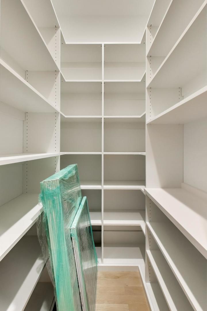 1910 West Fletcher Street Chicago, IL 60657 - Photo 11 of 41