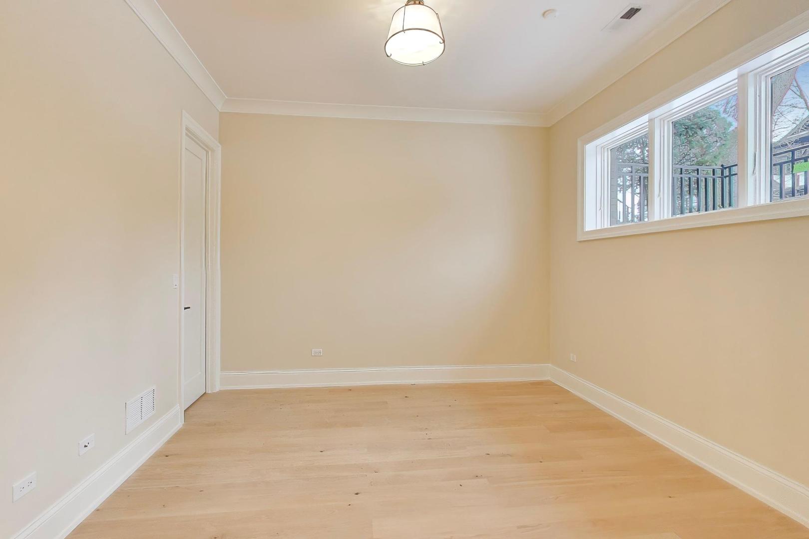 1910 West Fletcher Street Chicago, IL 60657 - Photo 18 of 41