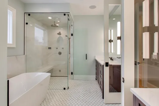 $2,199,999 | 1910 West Fletcher Street, Chicago, IL 60657