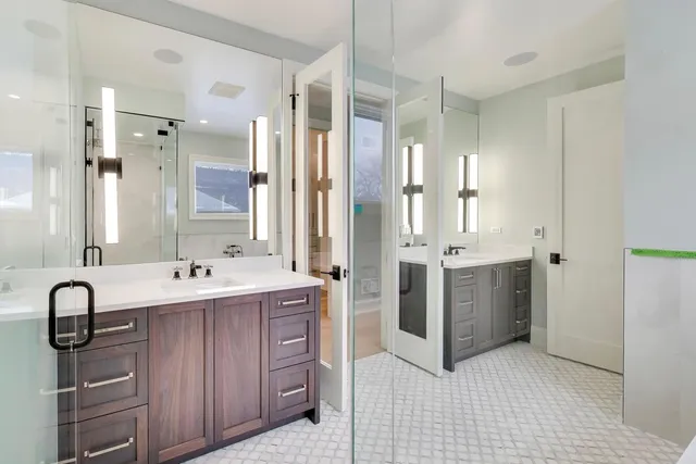 $2,199,999 | 1910 West Fletcher Street, Chicago, IL 60657