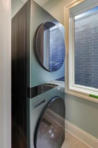 $2,199,999 | 1910 West Fletcher Street, Chicago, IL 60657