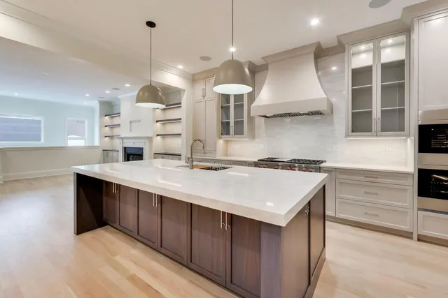 $2,199,999 | 1910 West Fletcher Street, Chicago, IL 60657