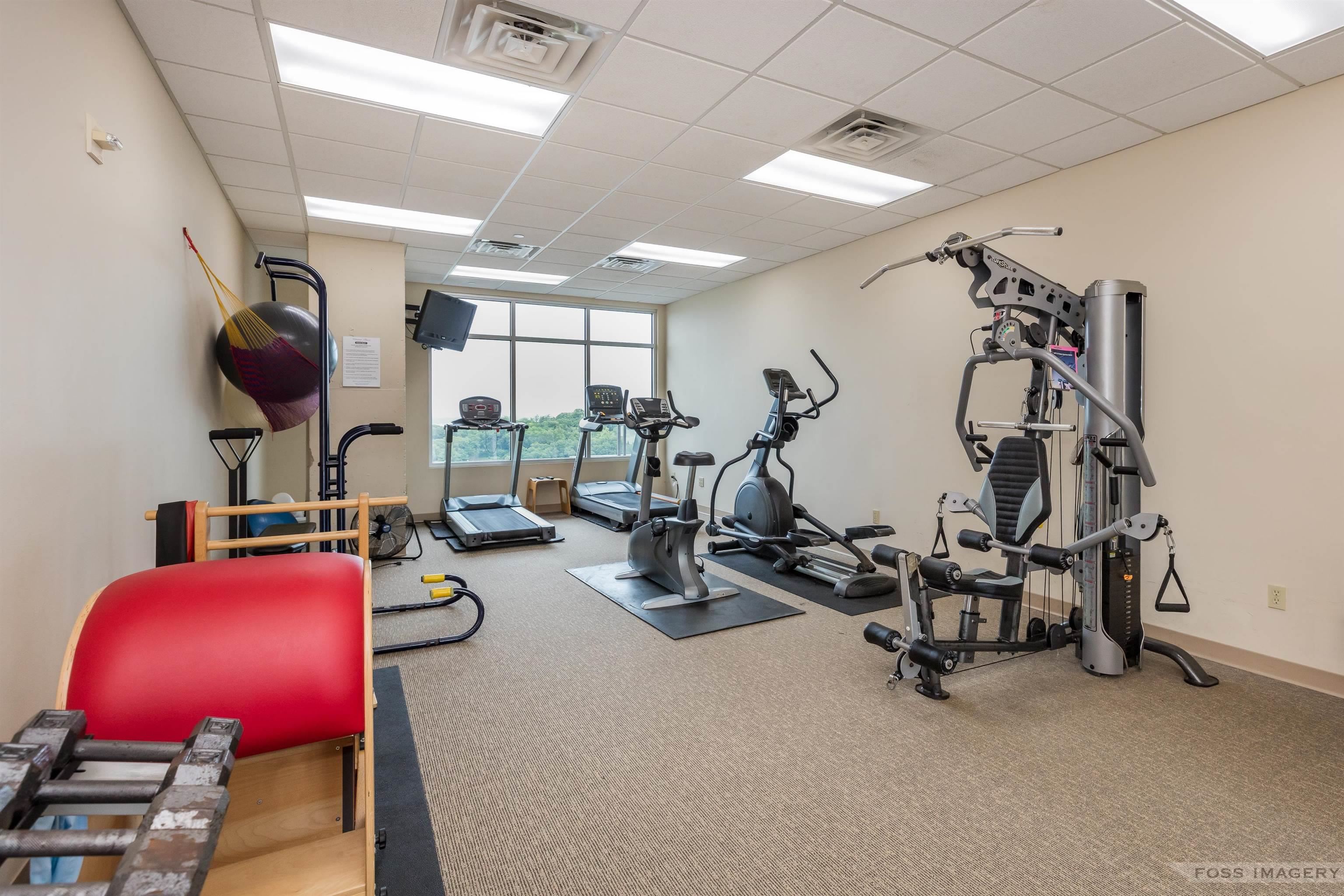 625 North Segoe Road, Unit 1107 Madison, WI 53705 - Photo 31 of 44