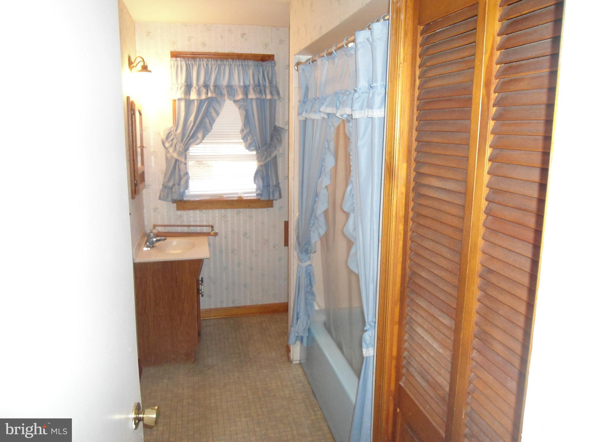 1141 County Line Road Chalfont, PA 18914 - Photo 10 of 12 Gallery Image 10