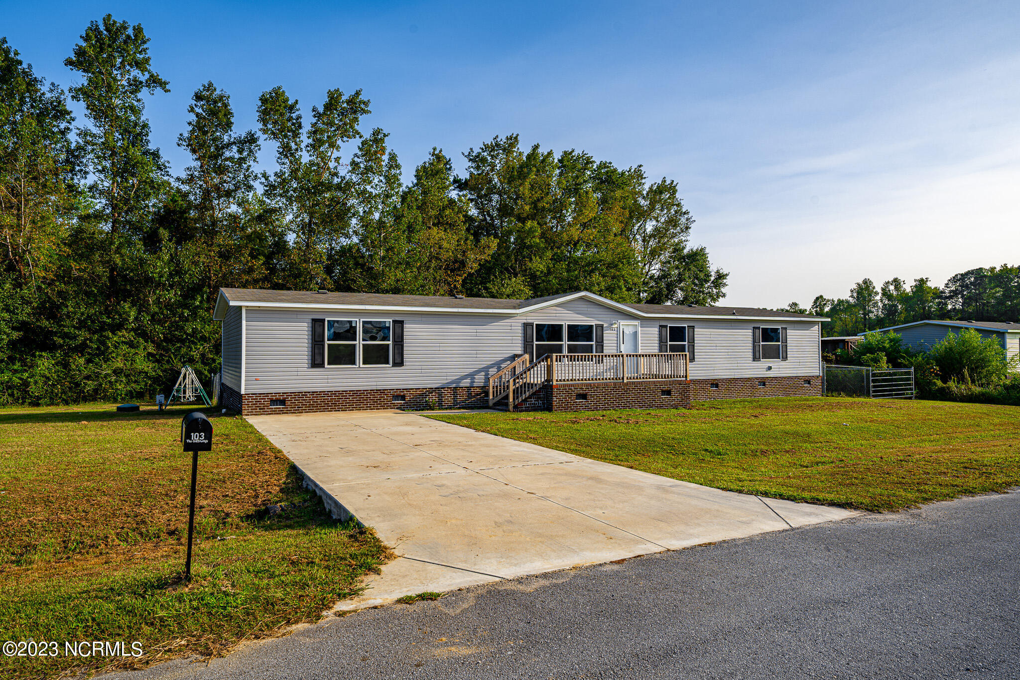 103 R&B Court Chinquapin, NC 28521 - Photo 28 of 28 DSC04160