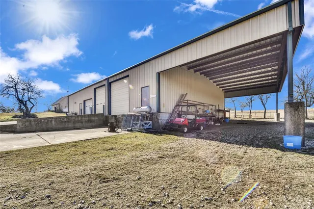a house view with a outdoor space