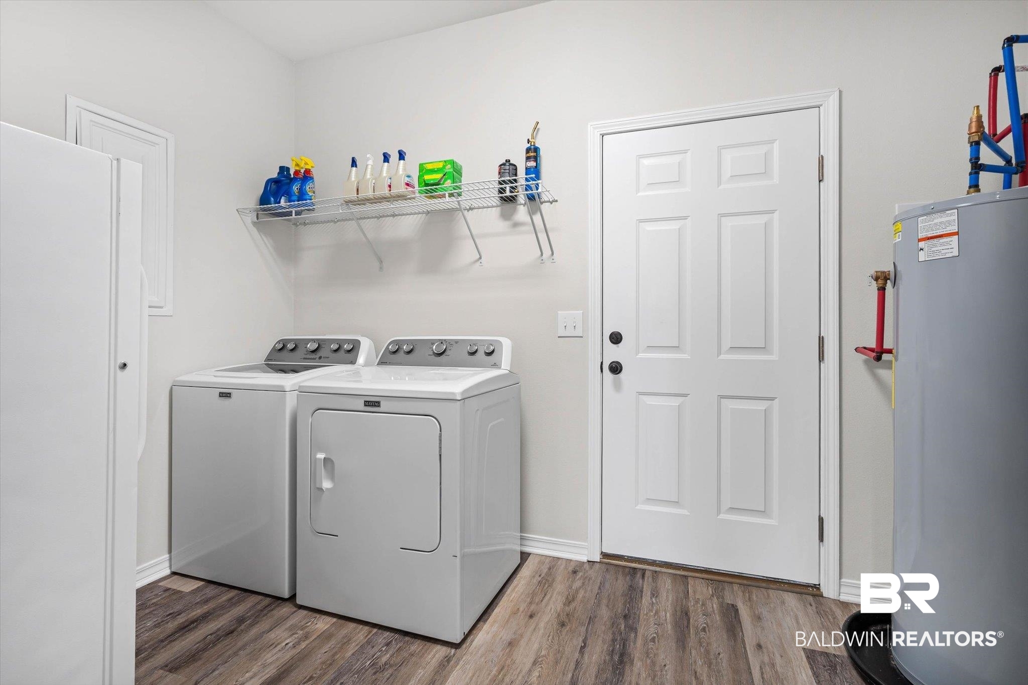 13198 Gopher Court Elberta, AL 36530 - Photo 21 of 37 Large Laundry space and Back access