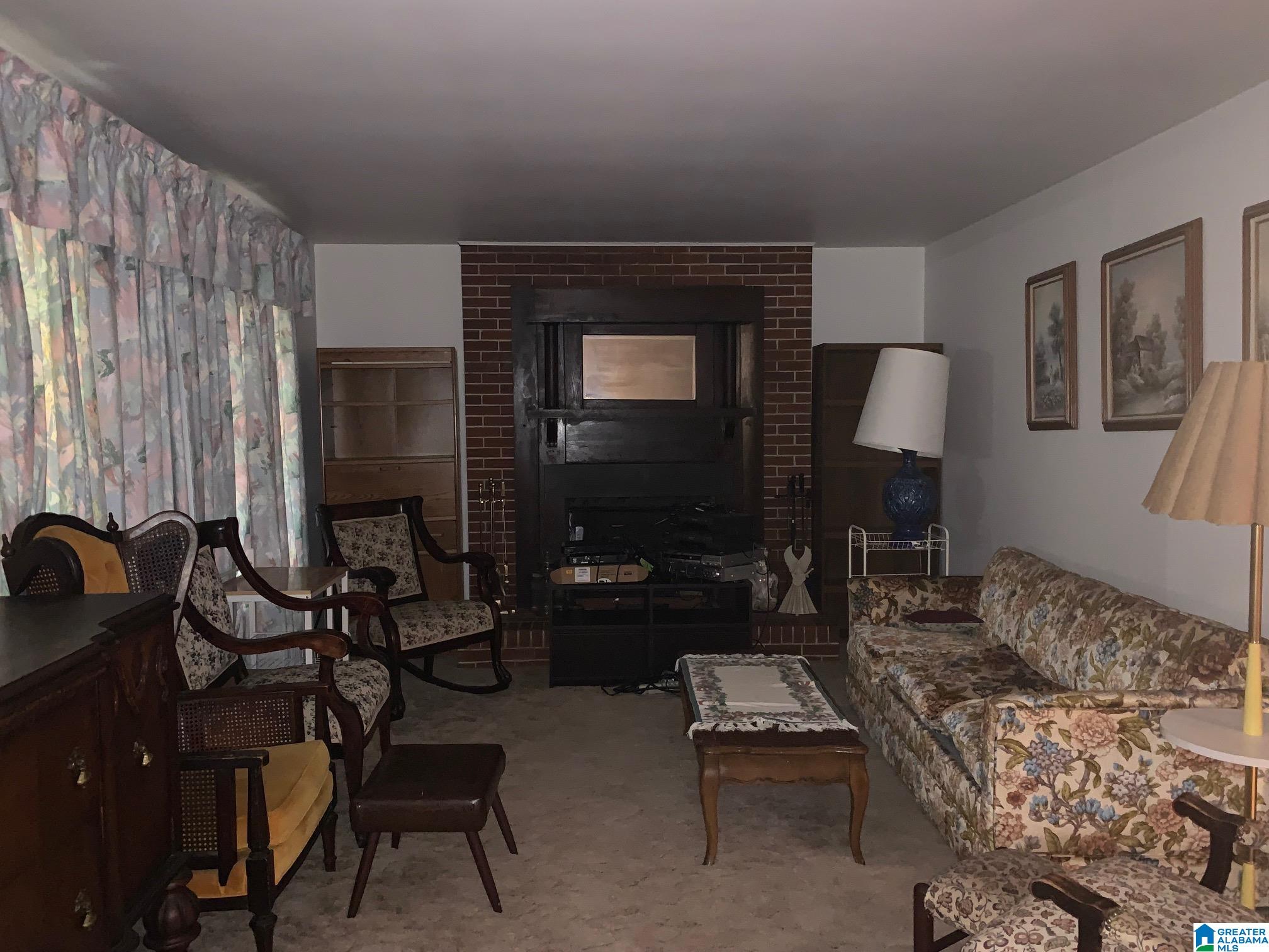 11695 Highway 431 Ohatchee, AL 36271 - Photo 5 of 14
