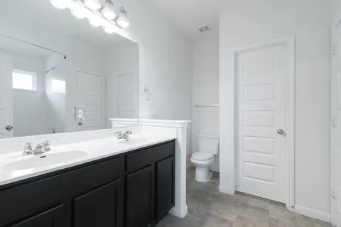 $299,000 | 112 Hawkins Court, Hutto, TX 78634