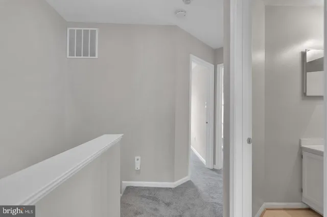 $2,600 | 1947 Winslow Court, Woodbridge, VA 22191