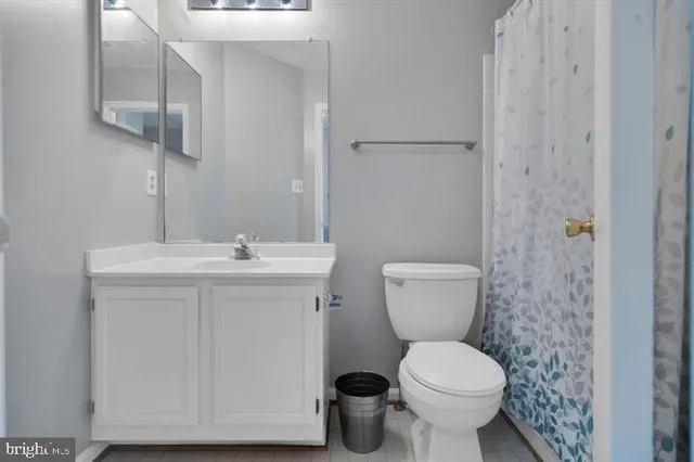 $2,600 | 1947 Winslow Court, Woodbridge, VA 22191