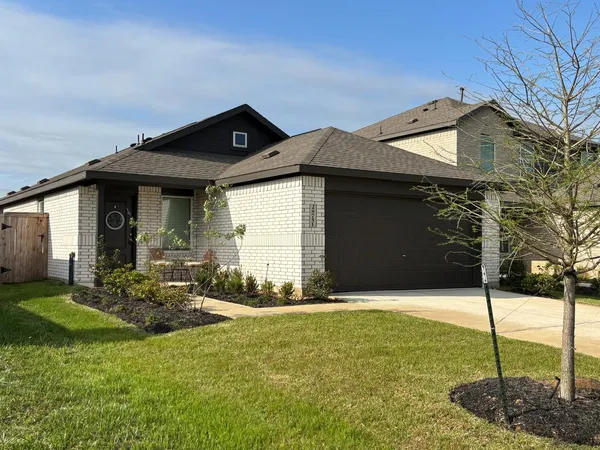 $2,000 | 28751 Texas Plns Drive, Hockley, TX 77447