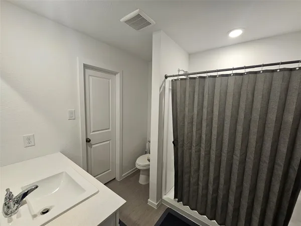 $2,000 | 28751 Texas Plns Drive, Hockley, TX 77447