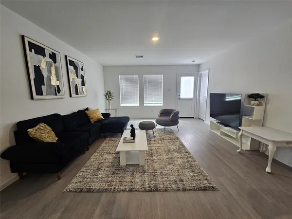 $2,000 | 28751 Texas Plns Drive, Hockley, TX 77447