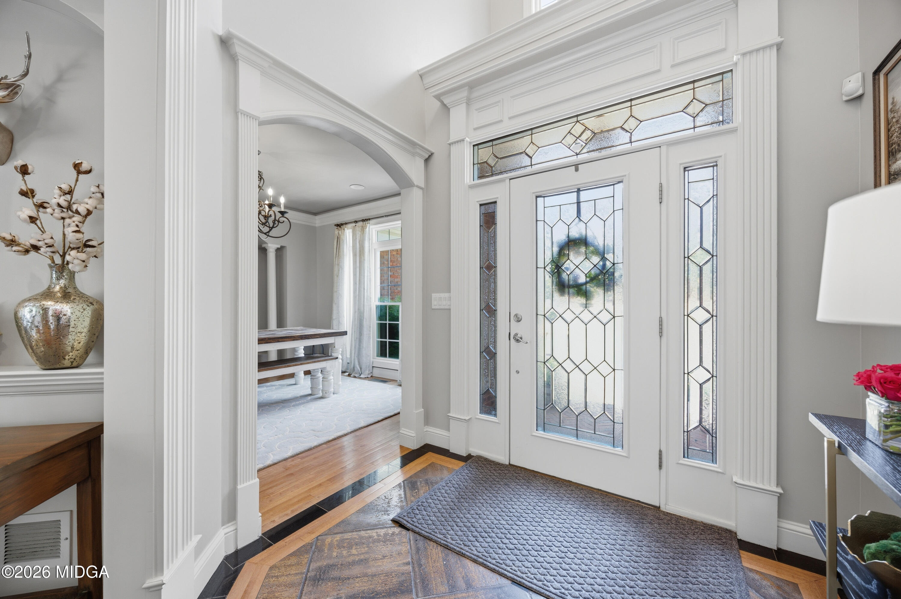 102 Tee Drive Forsyth, GA 31029 - Photo 25 of 53 a view of a hallway with interior of the house