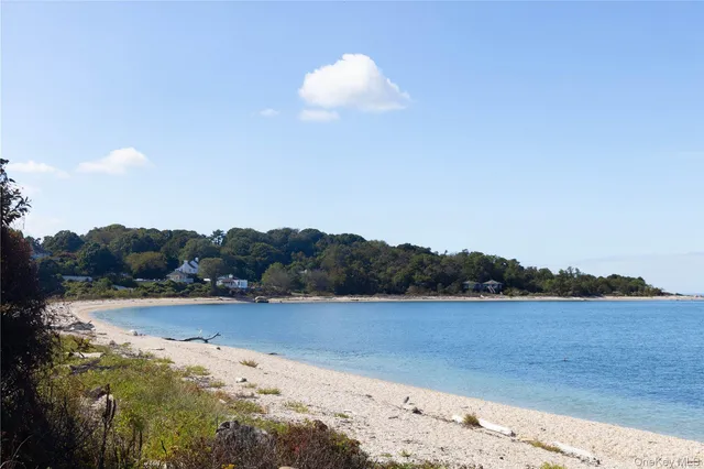 $50,000 | 400 Youngs Road, Orient, NY 11957