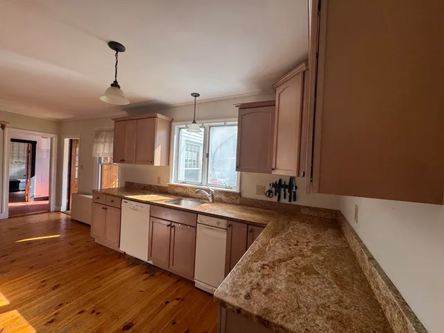 $595,000 | 29-31 High Street, Ludlow, VT 05149