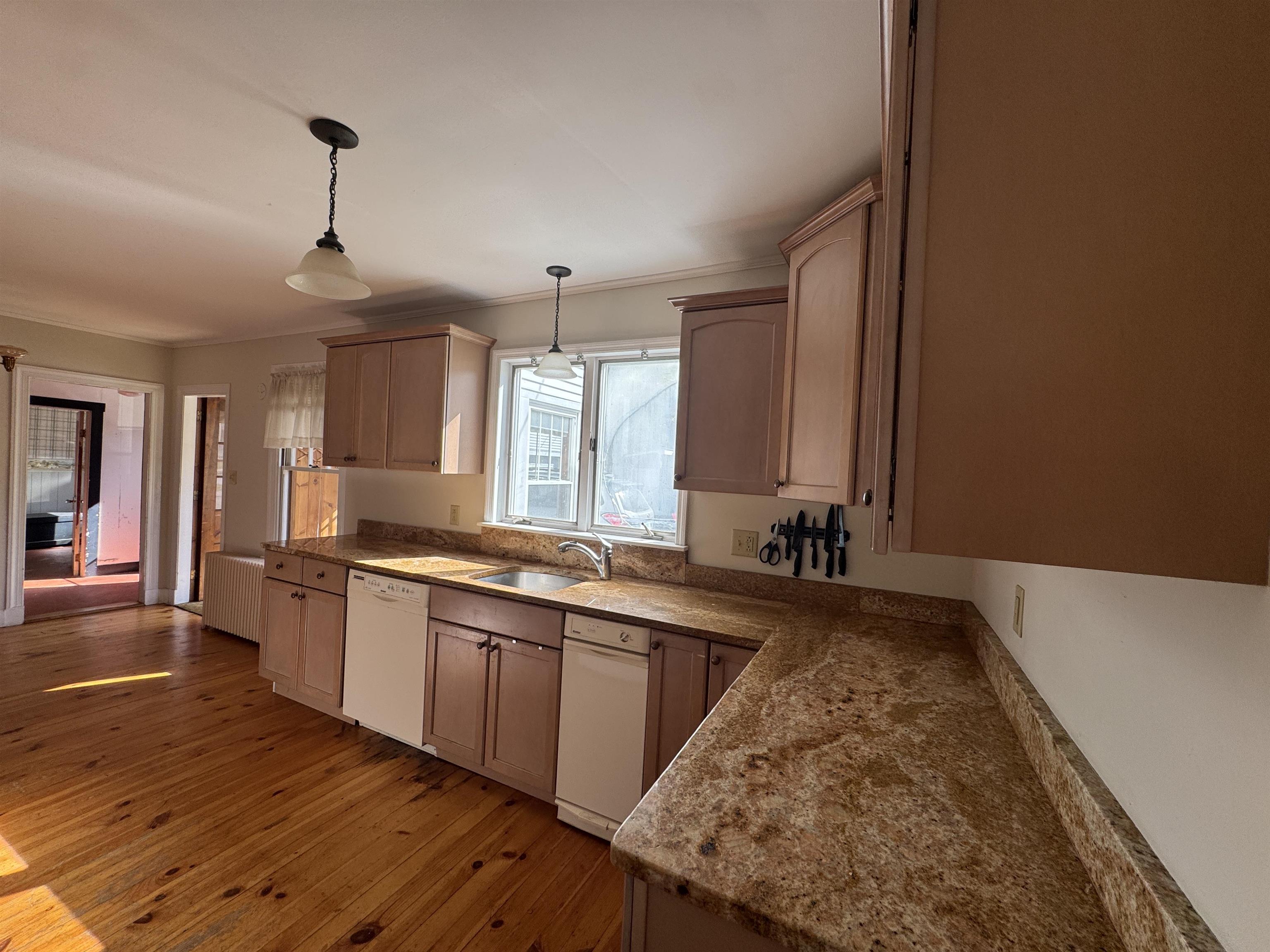 29-31 High Street Ludlow, VT 05149 - Photo 11 of 58