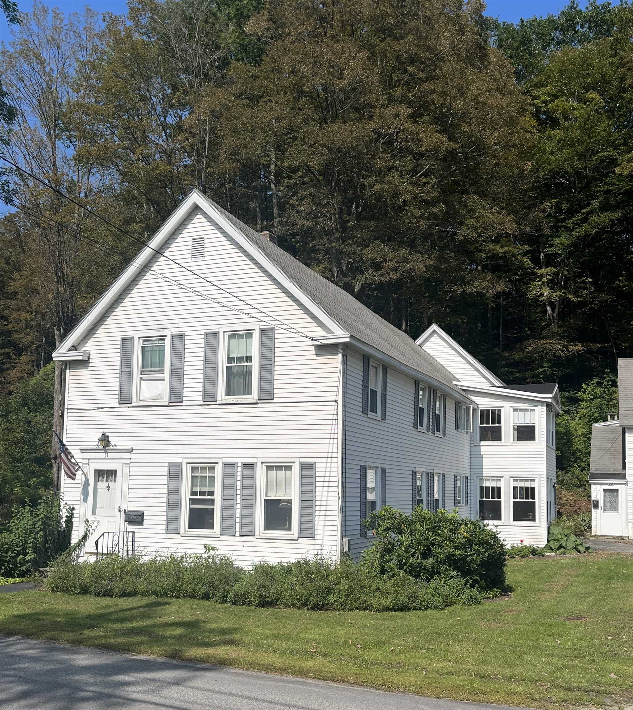 29-31 High Street Ludlow, VT 05149 - Photo 5 of 58