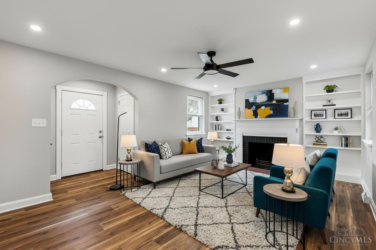 7247 Reading Road Cincinnati, OH 45237 - Photo 7 of 41 Gallery Image 7