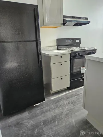 $1,700 | 110 Market Street, Unit 3E, Perth Amboy, NJ 08861