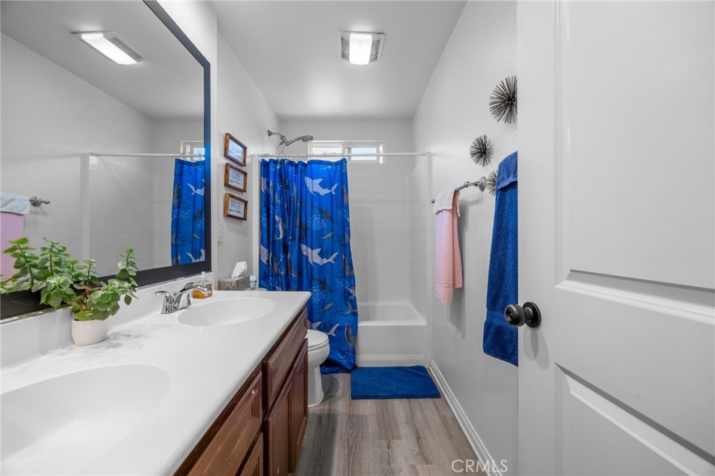 14554 Rochester Avenue Chino, CA 91710 - Photo 25 of 33