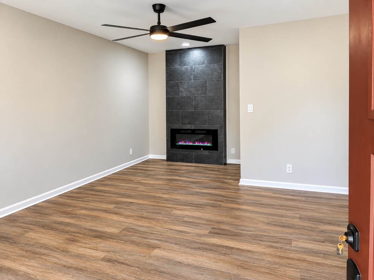5085 Bowie Road Memphis, TN 38109 - Photo 2 of 8 Wood-finish flooring, recessed lighting, and a contemporary ceiling fan