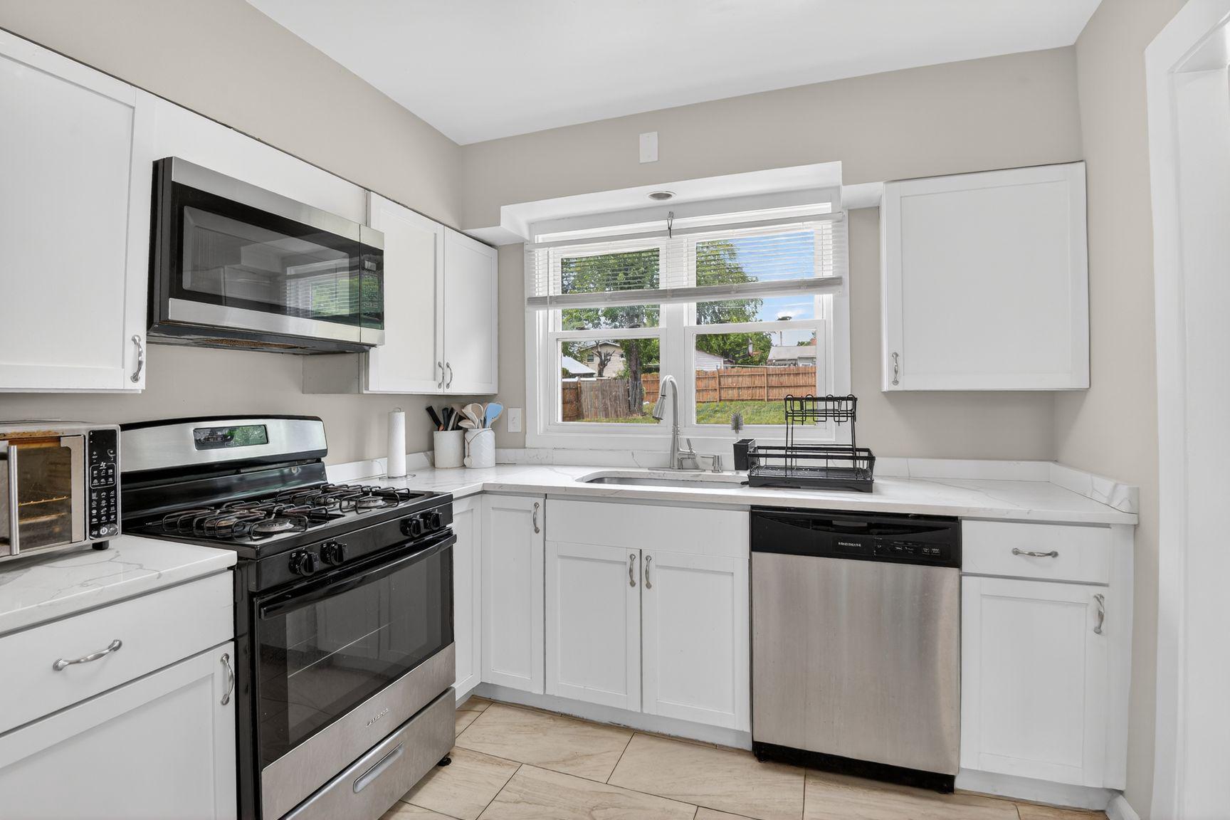 3620 Bellmore Road Windsor Mill, MD 21244 - Photo 6 of 20 Kitchen